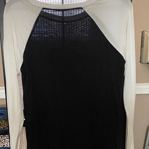 Blouse - Picture 2 of 2